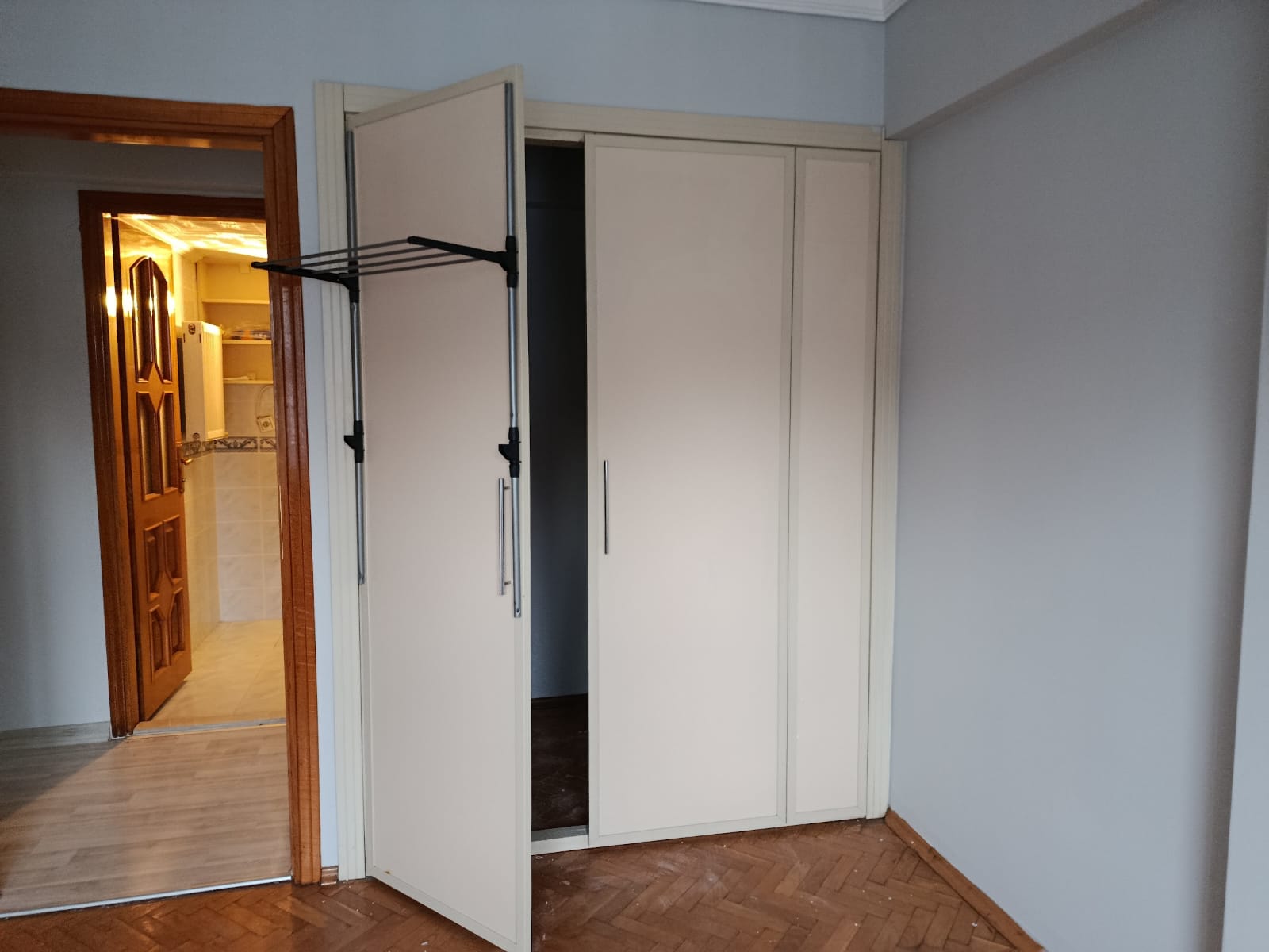 PLEVNE CADDESİNDE KİRALIK DAİRE